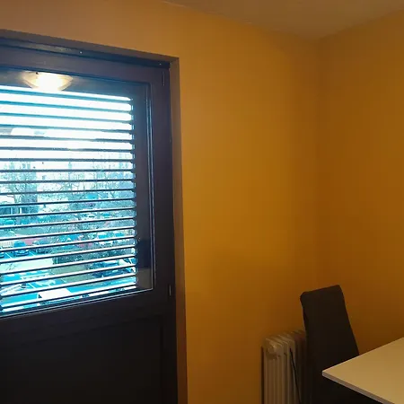 Tombili 2 Appartamento Pola