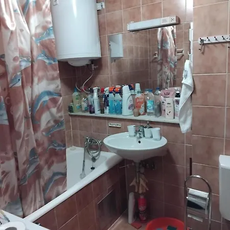 Appartement Tombili 2 *