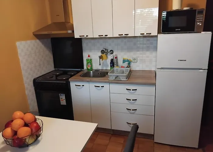 Apartman Tombili 2 Póla